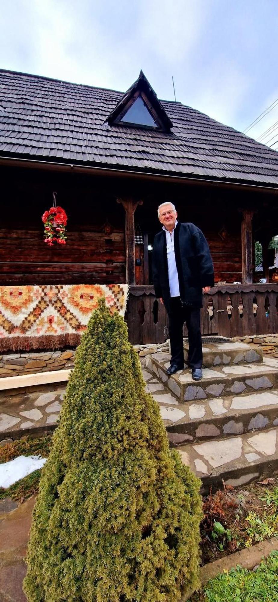 ホテル Vlad De Saliste Săliştea de Sus エクステリア 写真